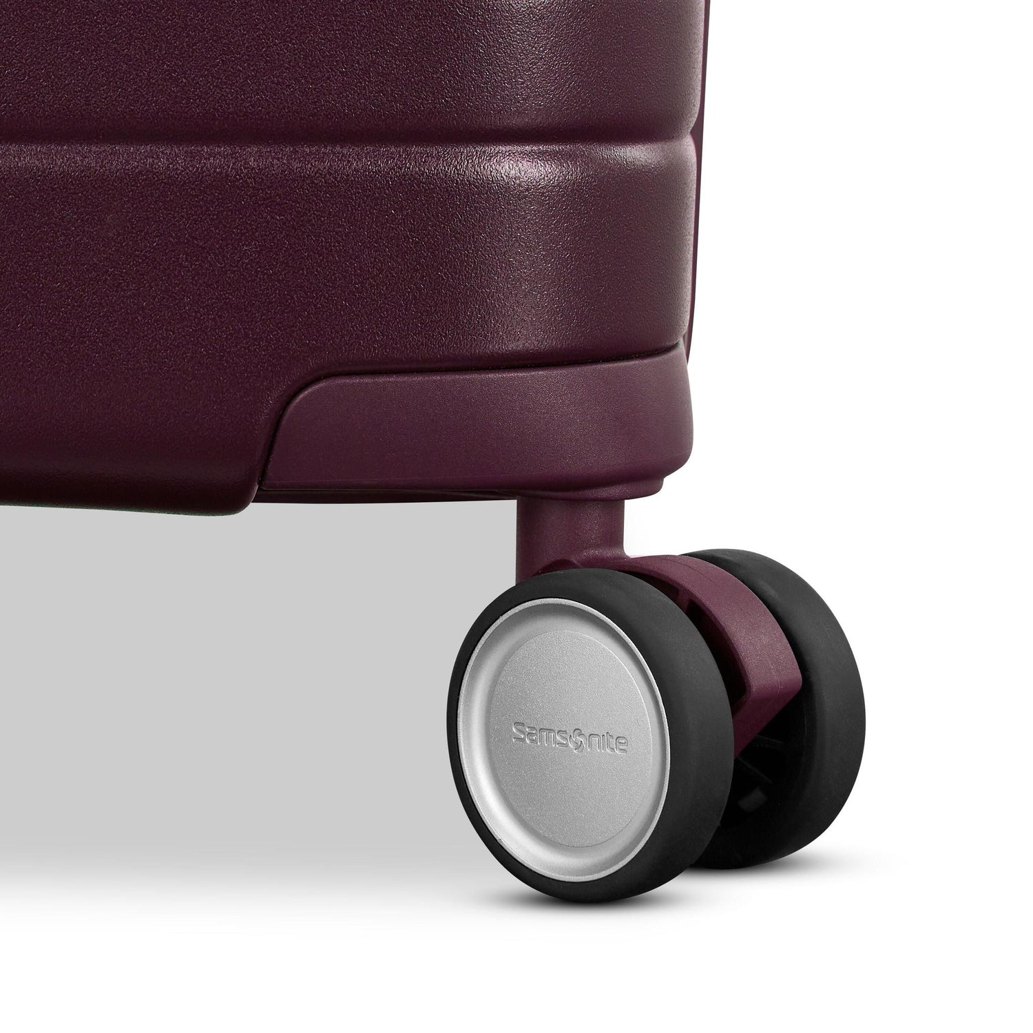 Samsonite Virtuosa Expandable Carry-On Spinner