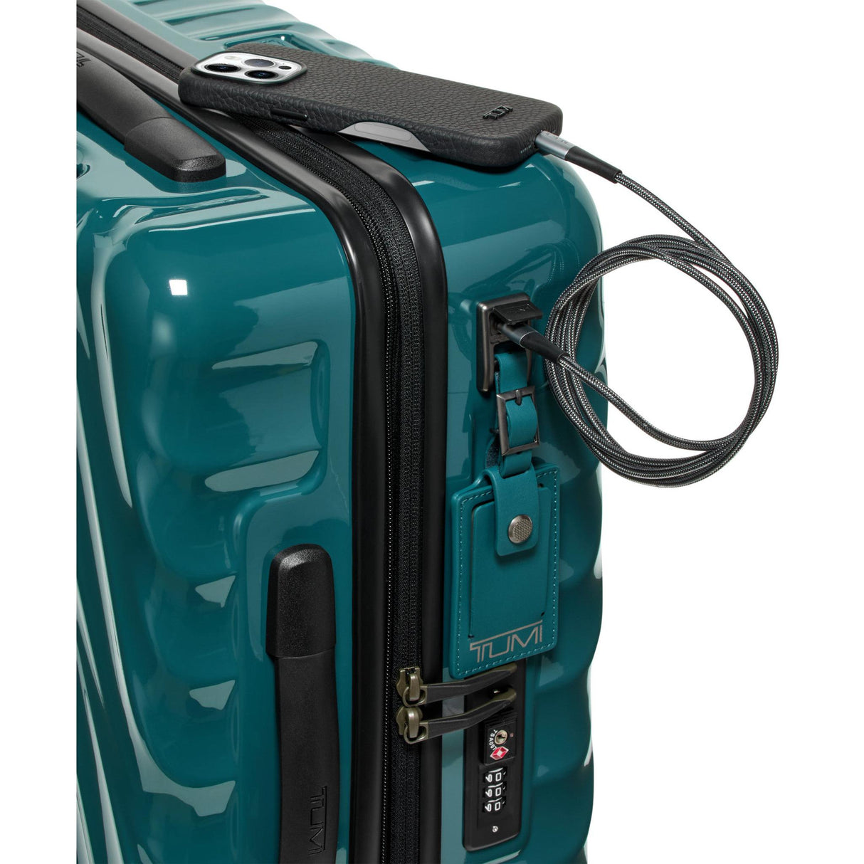 TUMI 19 Degree Continental Expandable 4 Wheeled Carry-On