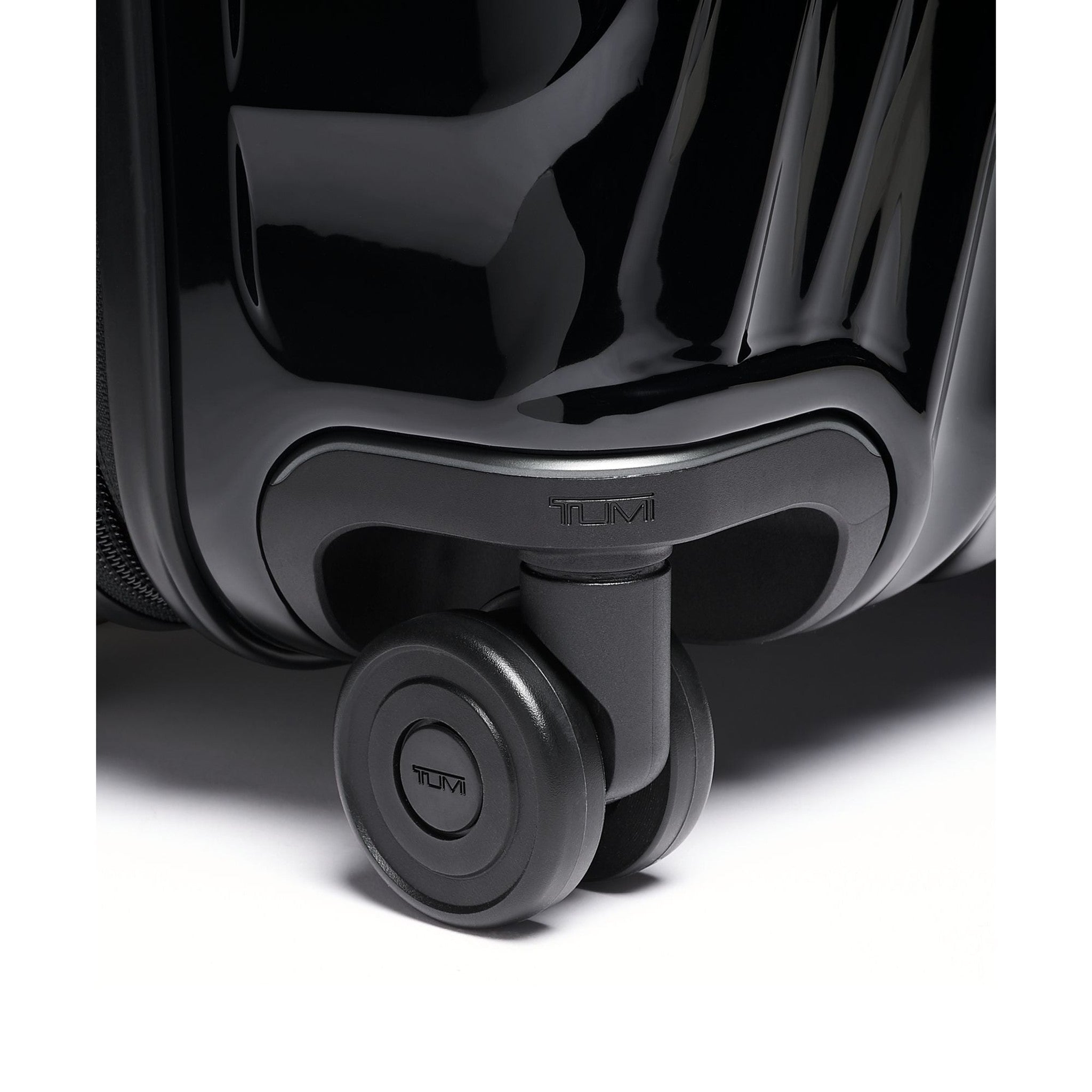 TUMI 19 Degree Continental Expandable 4 Wheeled Carry-On