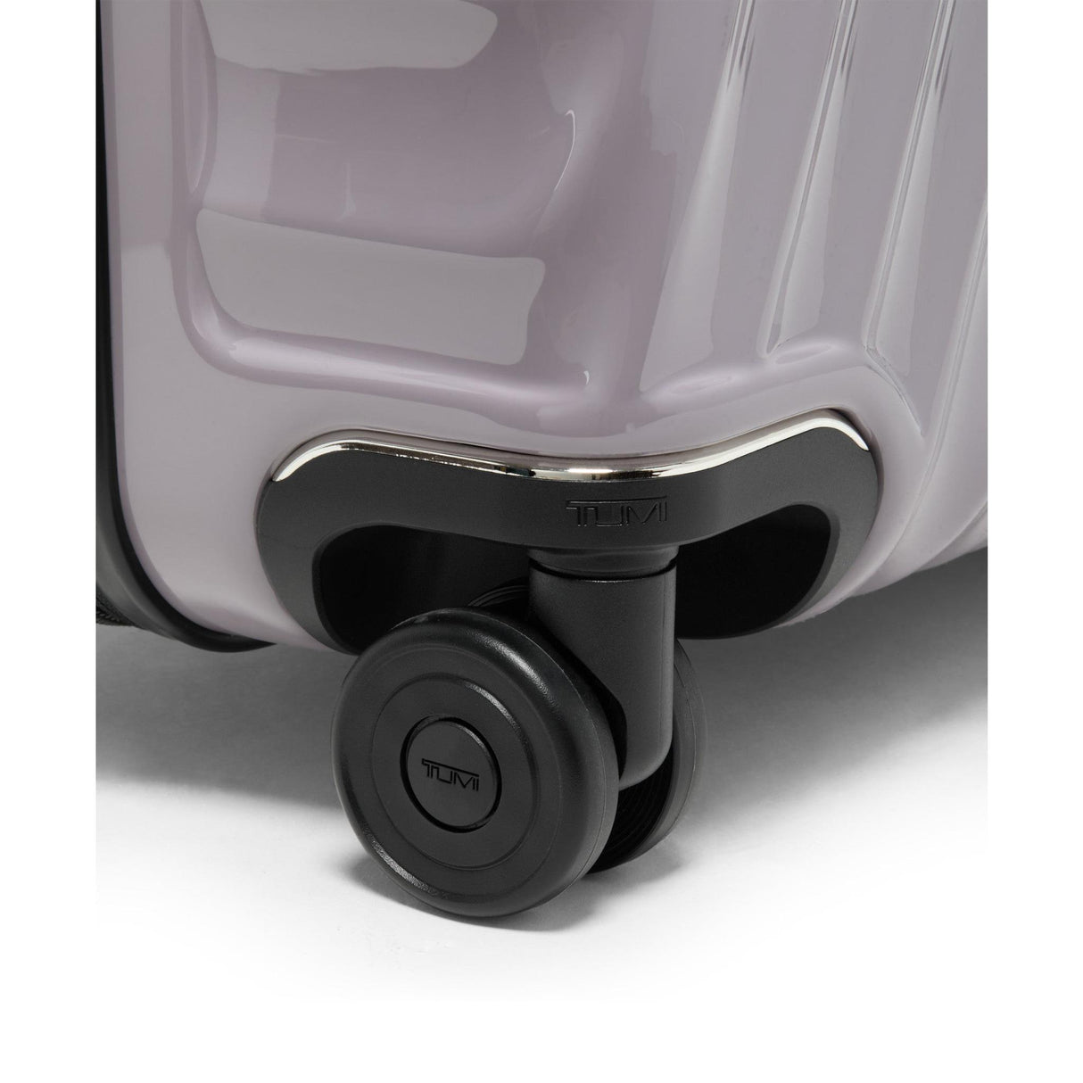 TUMI 19 Degree Extended Trip Expandable 4 Wheeled Packing Case