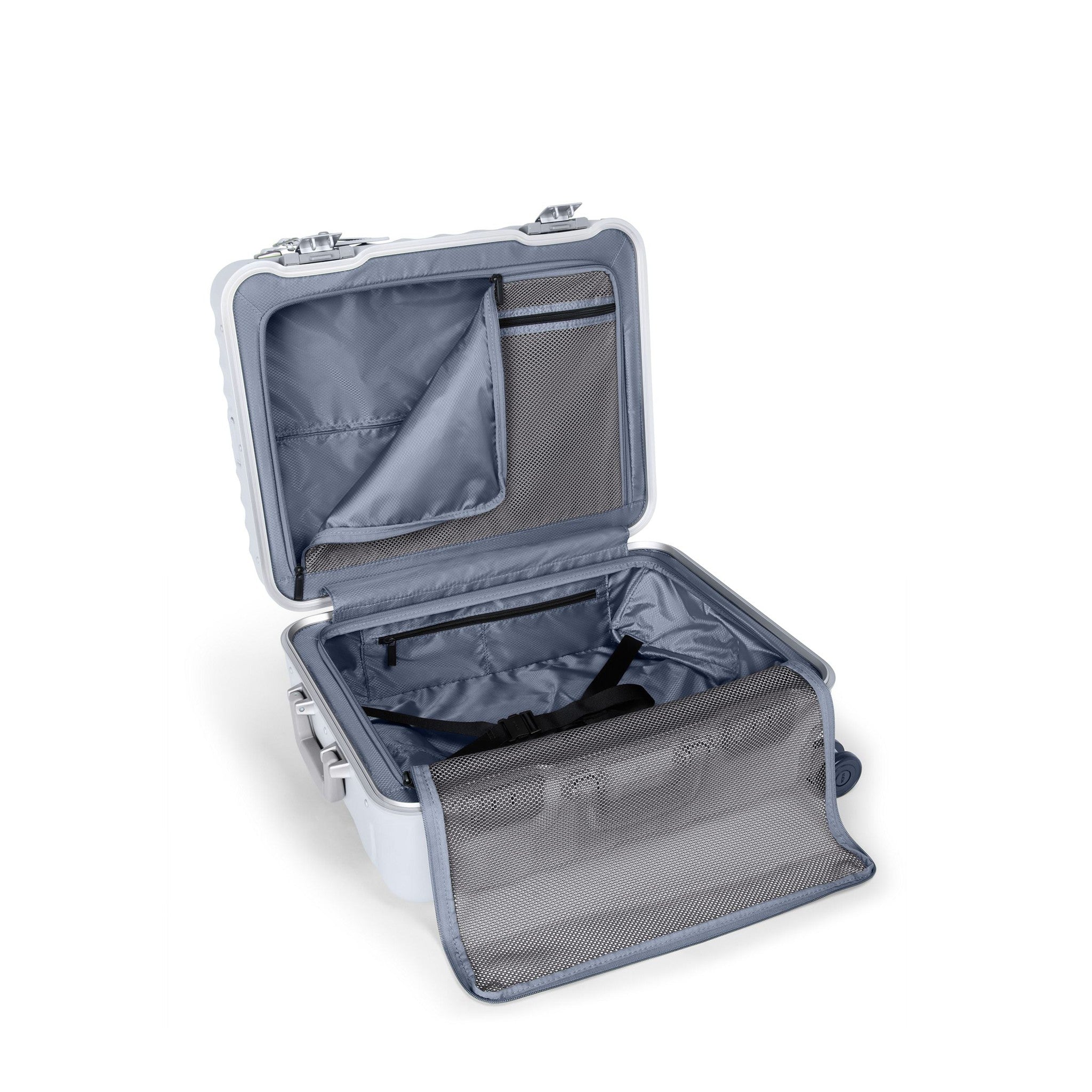 TUMI 19 Degree Frame Continental 4 Wheeled Carry-On