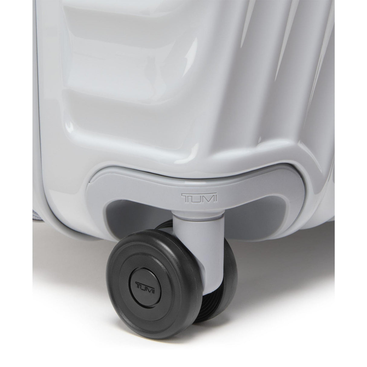 TUMI 19 Degree Front Access Expandable Carry-On