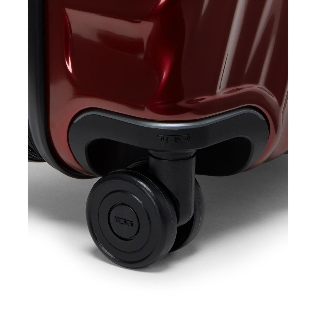 TUMI 19 Degree International Expandable 4 Wheeled Carry-On