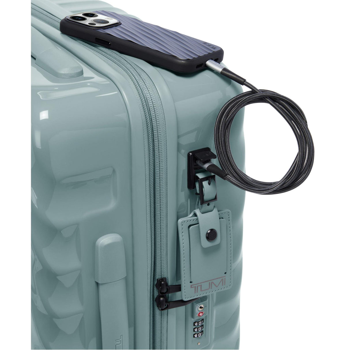 TUMI 19 Degree International Expandable 4 Wheeled Carry-On