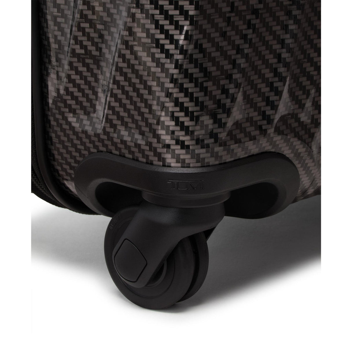 TUMI 19 Degree Lite Continental 4 Wheeled Carry-On