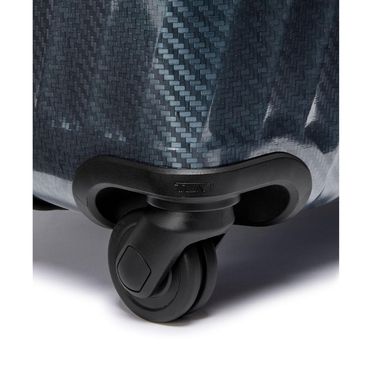 TUMI 19 Degree Lite Extended Trip 4 Wheeled Packing Case