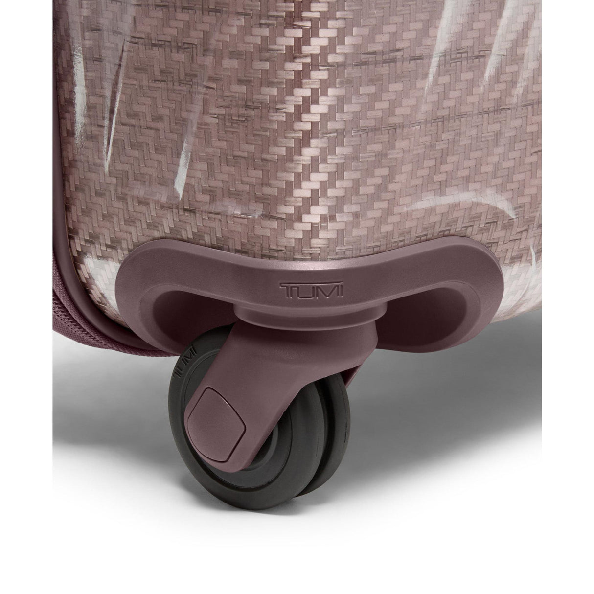 TUMI 19 Degree Lite International 4 Wheeled Carry-On