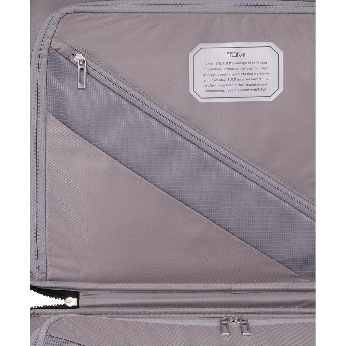 TUMI 19 Degree Lite International 4 Wheeled Carry-On