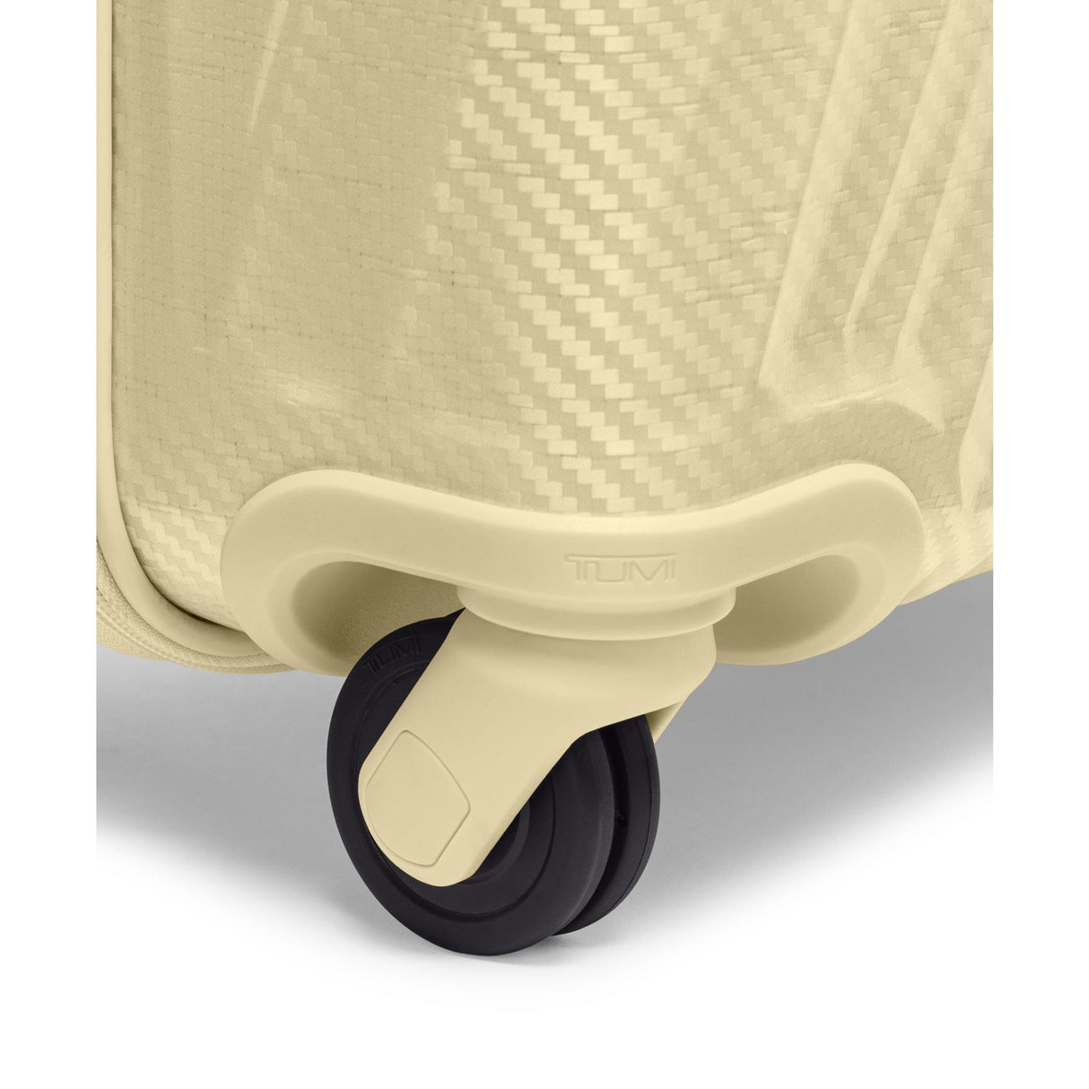 TUMI 19 Degree Lite International 4 Wheeled Carry-On