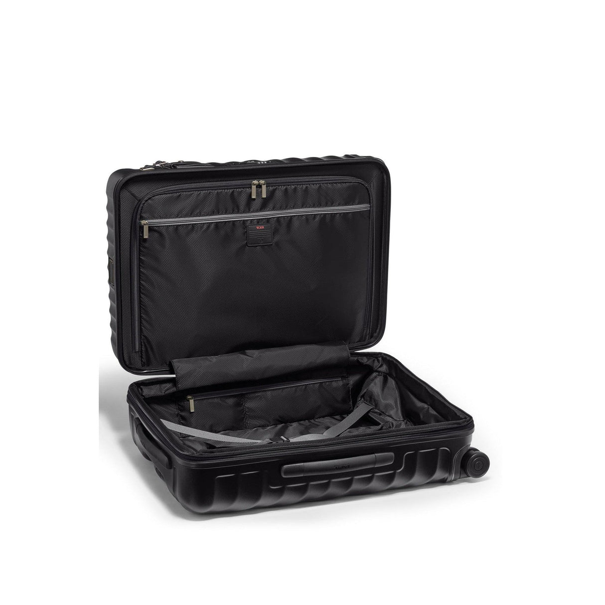 TUMI 19 Degree Short Trip Expandable 4 Wheeled Packing Case
