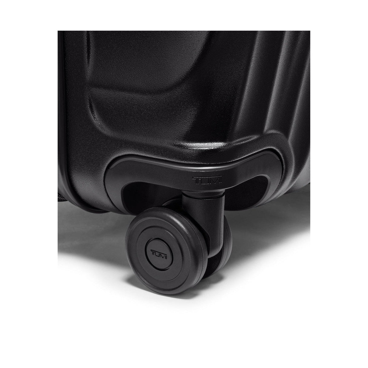 TUMI 19 Degree Short Trip Expandable 4 Wheeled Packing Case