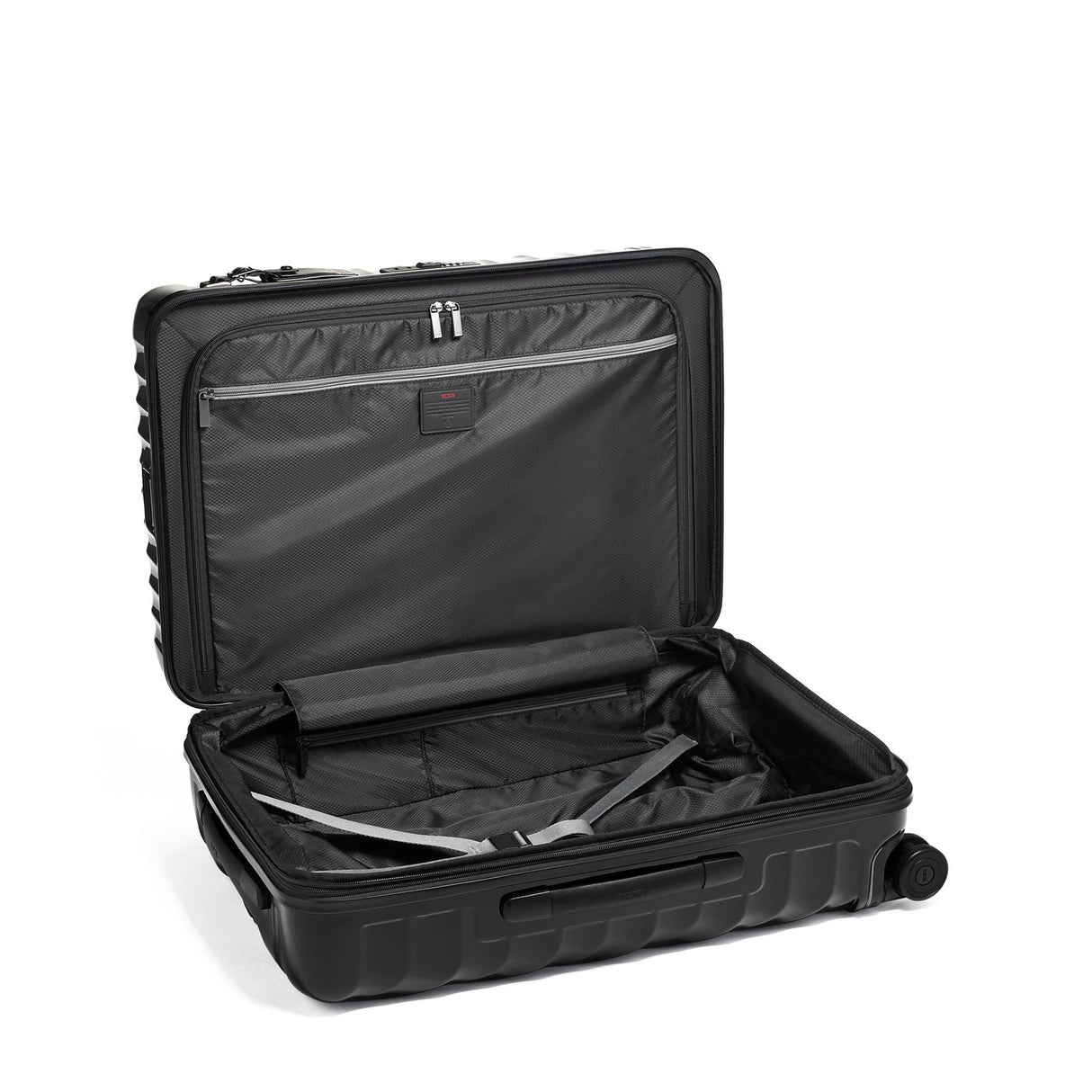 TUMI 19 Degree Short Trip Expandable 4 Wheeled Packing Case