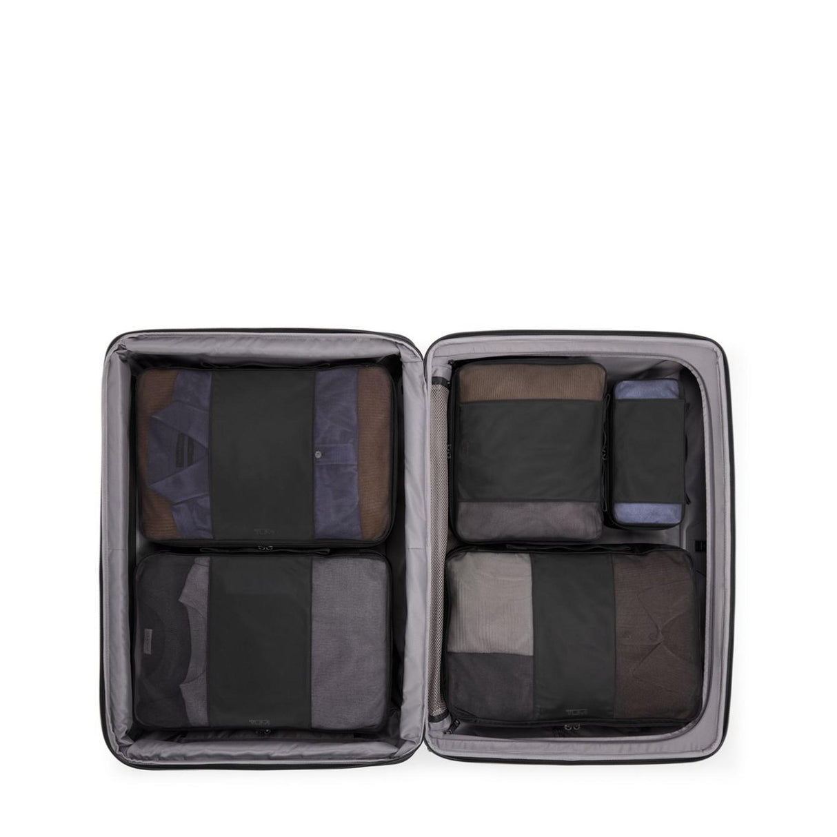 TUMI Alpha Hybrid Extended Trip Expandable 4 Wheeled Packing Case