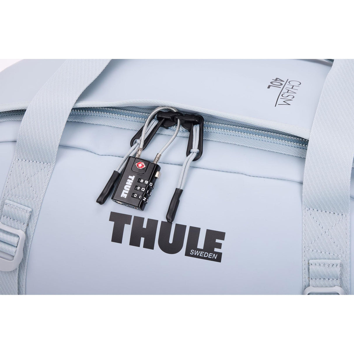 Thule Luggage Chasm 40L Duffel Bag