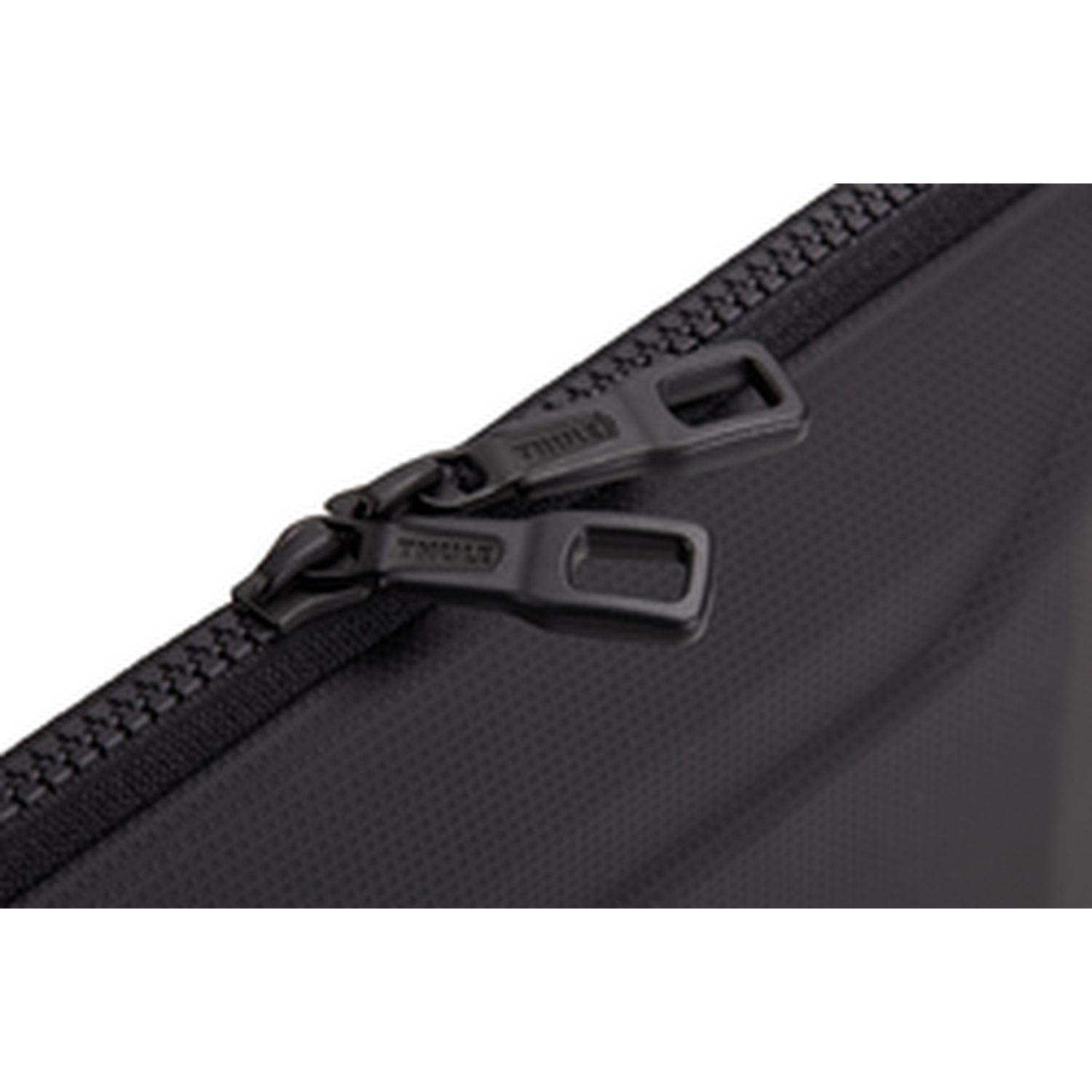 Thule Luggage Gauntlet MacBook Sleeve 14