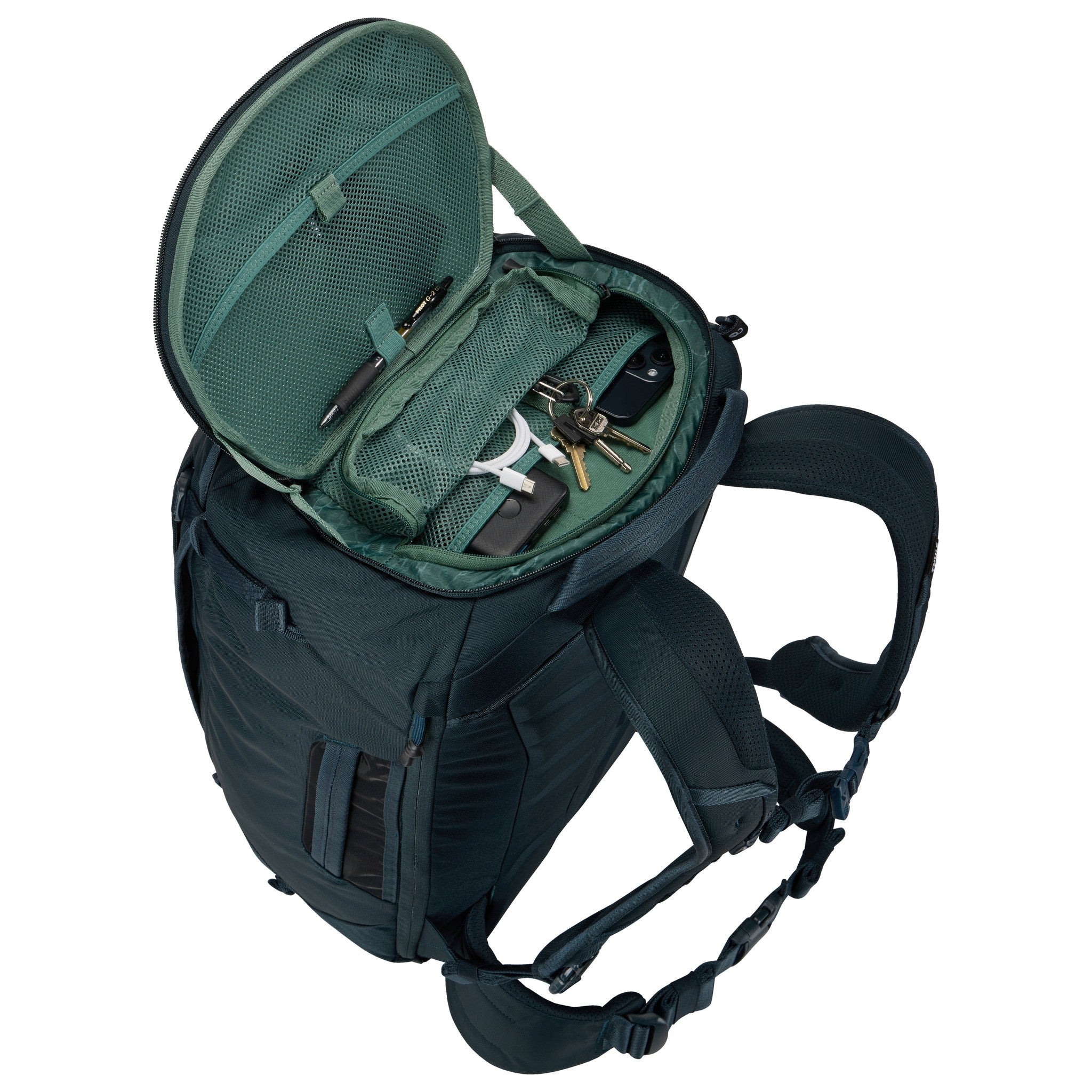 Thule Luggage Landmark Travel Pack 40L