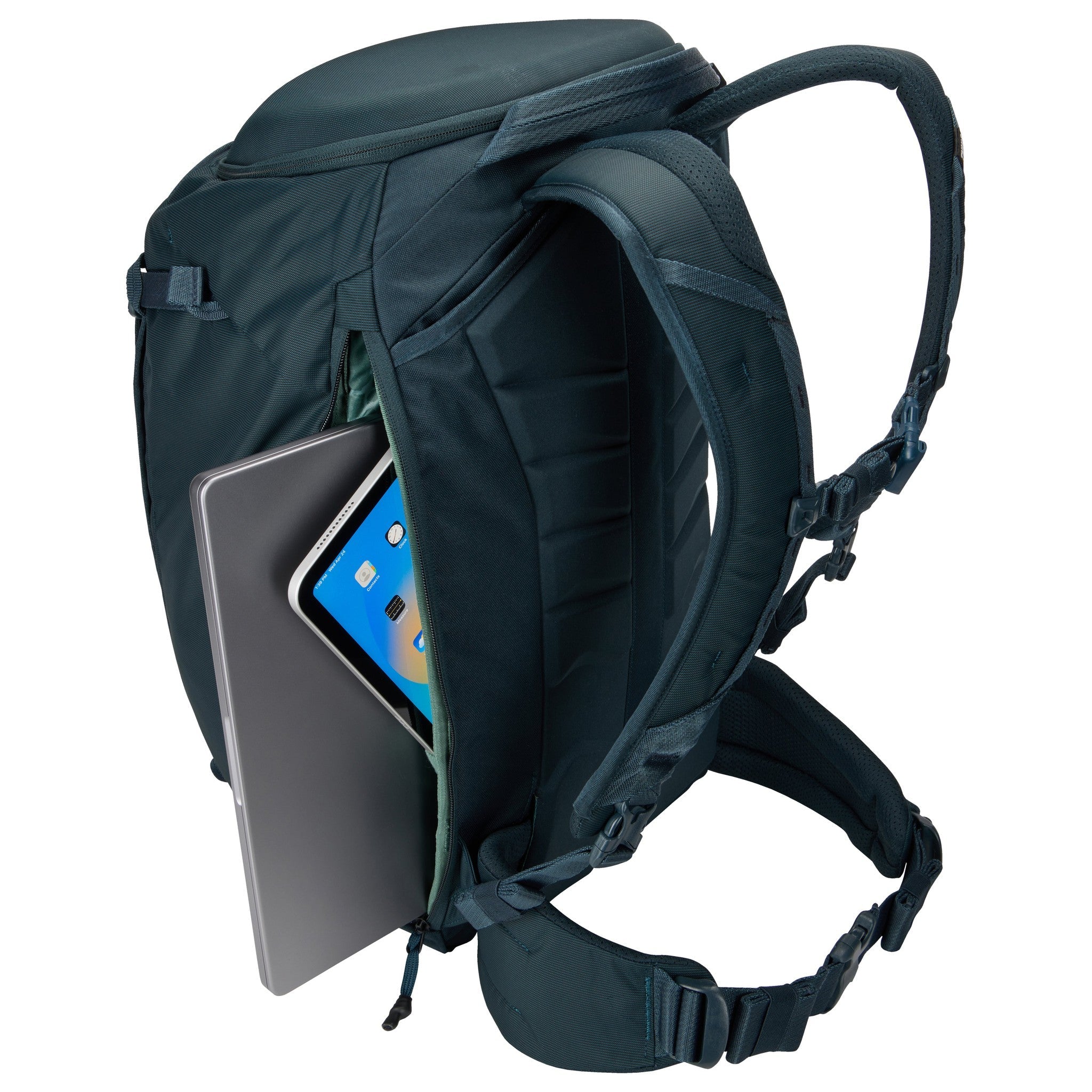 Thule Luggage Landmark Travel Pack 40L