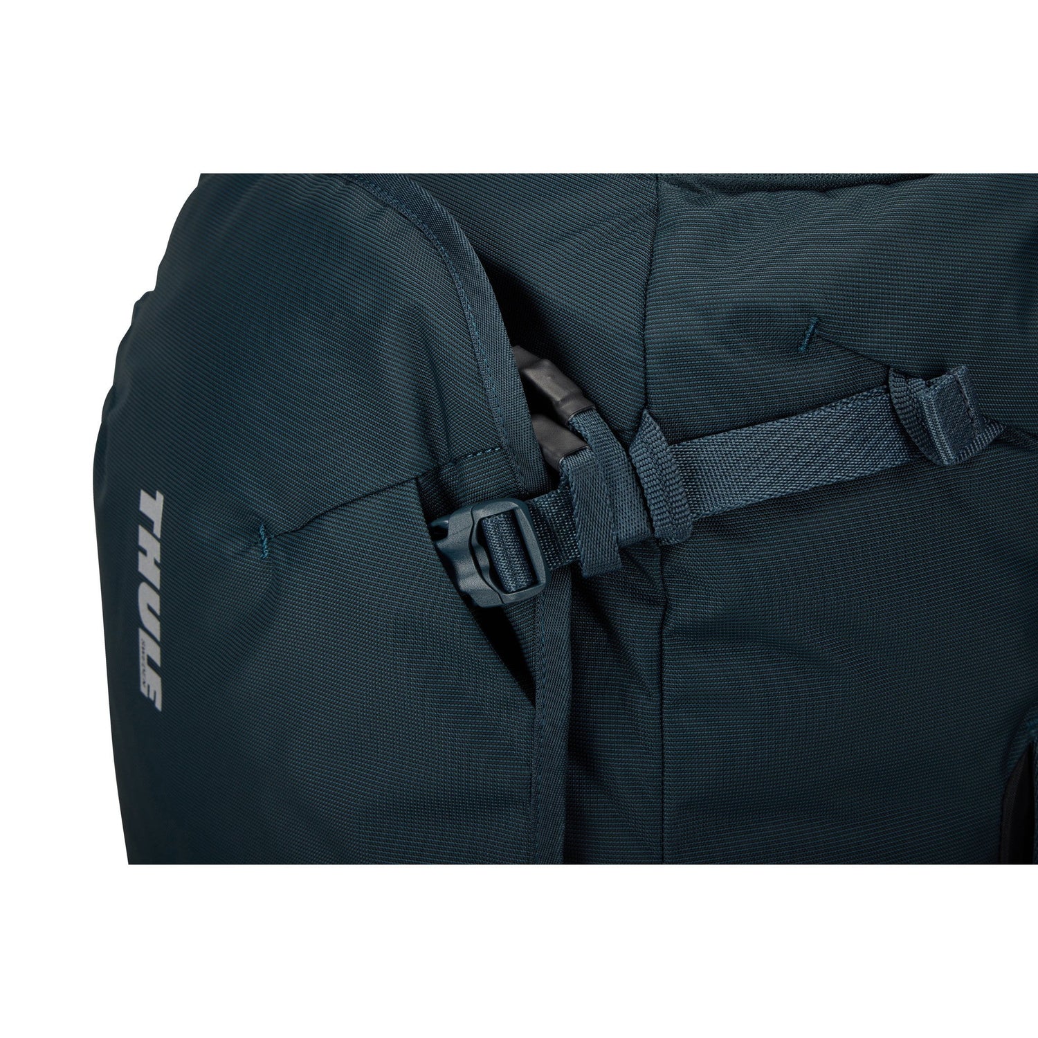 Thule Luggage Landmark Travel Pack 60L