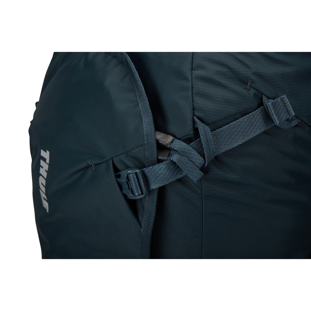 Thule Luggage Landmark Travel Pack 70L
