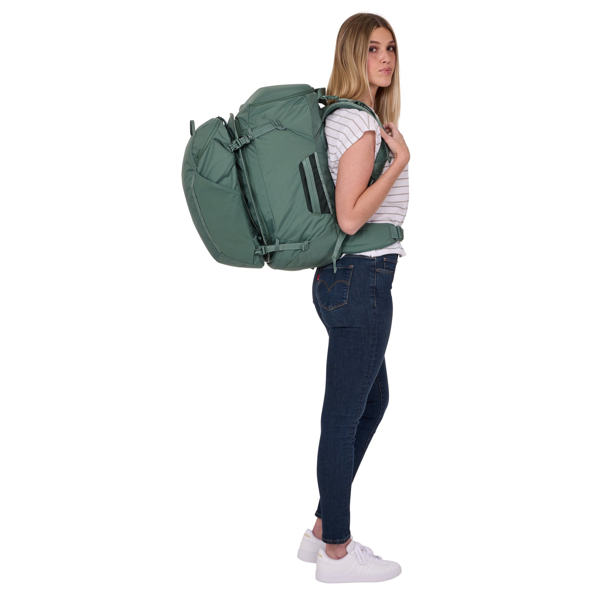 Thule Luggage Landmark Travel Pack W 60L