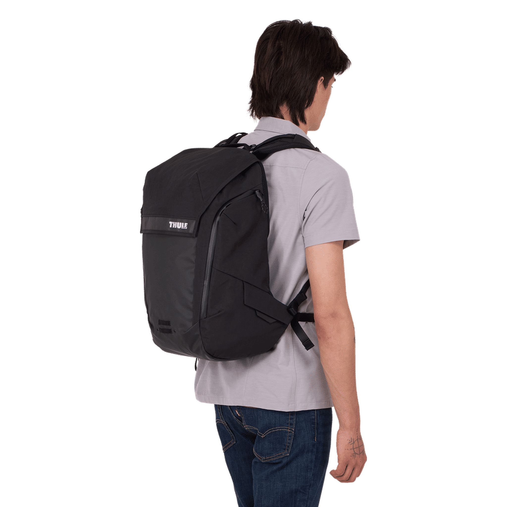 Thule Luggage Paramount Commuter Backpack 28L