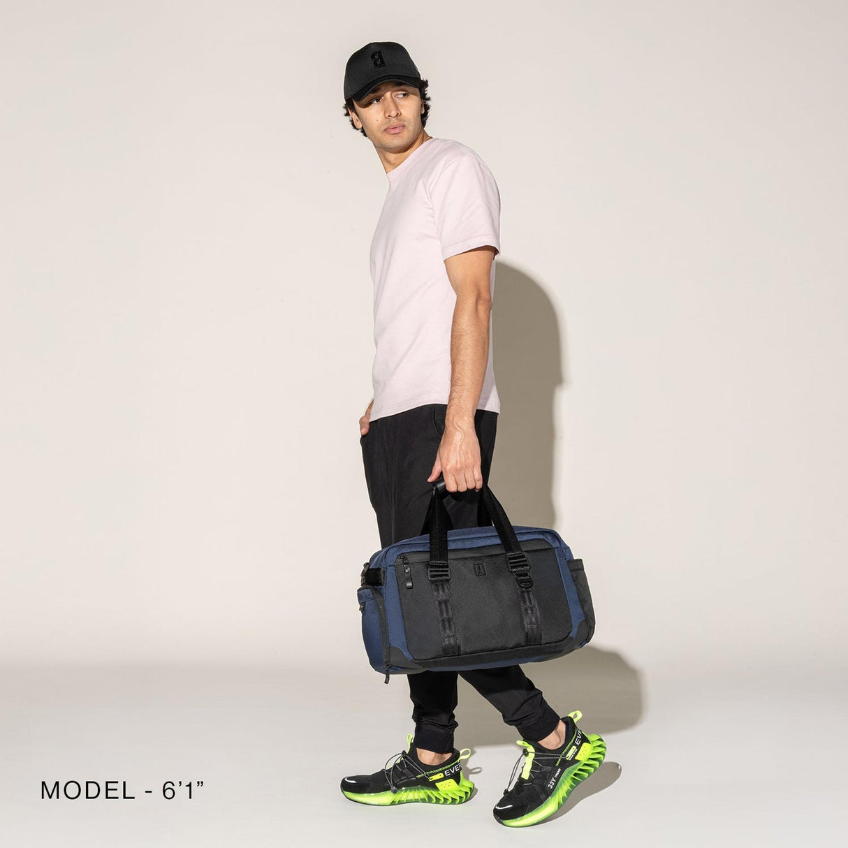 Travelpro Altitude Day-to-Day Duffel