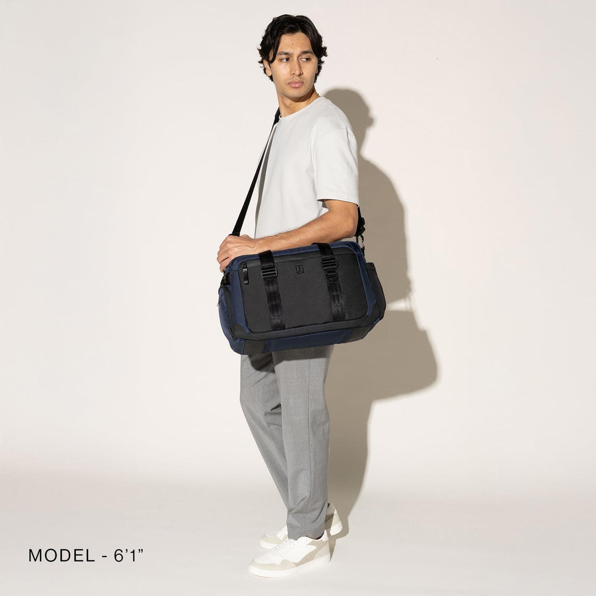 Travelpro Altitude Day-to-Day Duffel