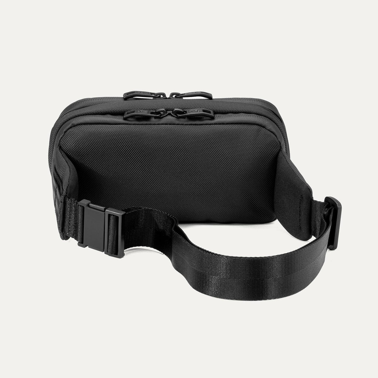 Travelpro Altitude Sling 2L