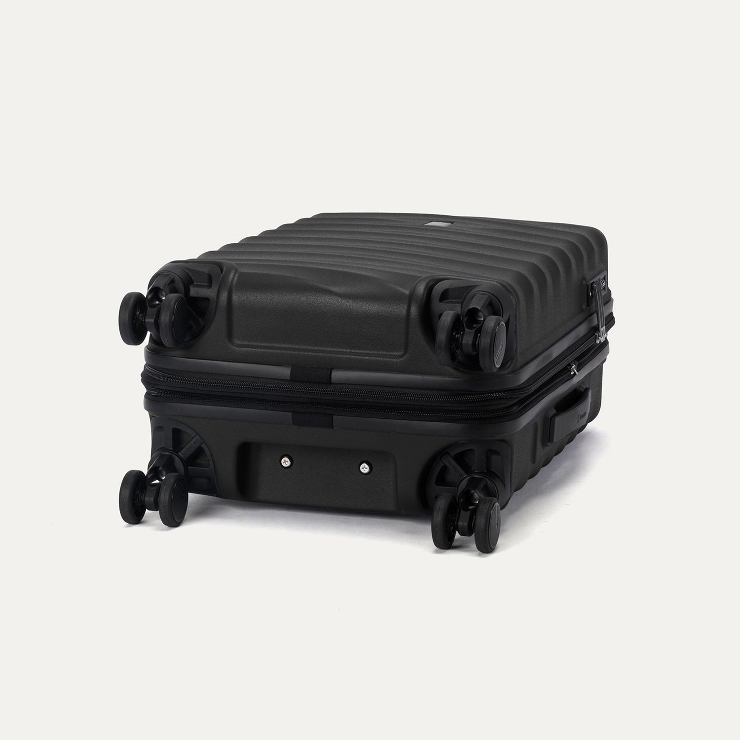 Travelpro Maxlite Air V2 Carry-on Expandable Spinner