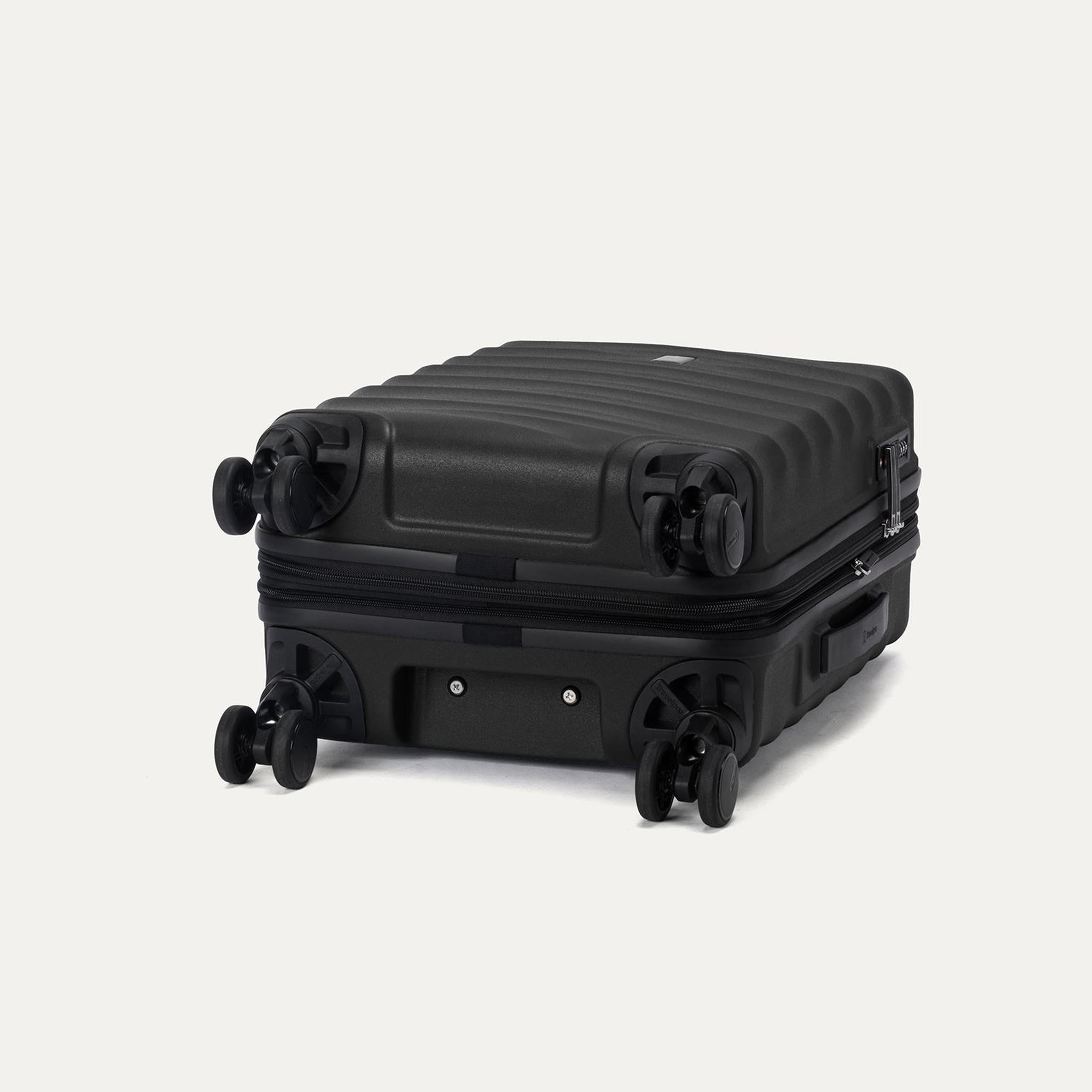 Travelpro Maxlite Air V2 Compact Carry-on Expandable Spinner