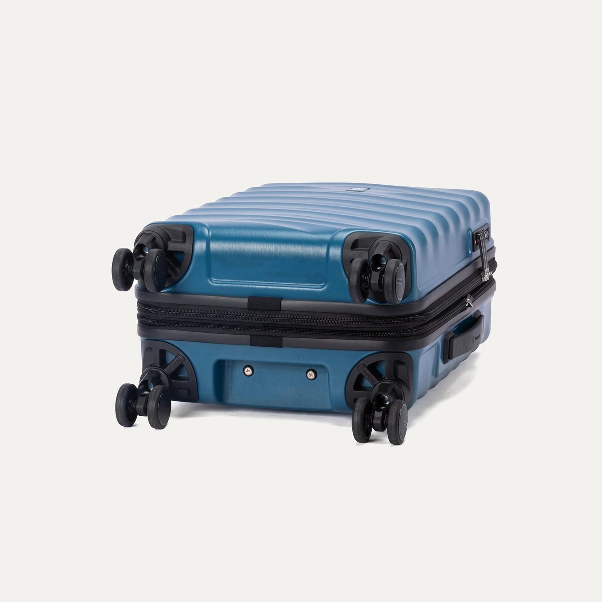 Travelpro Maxlite Air V2 Compact Carry-on Expandable Spinner