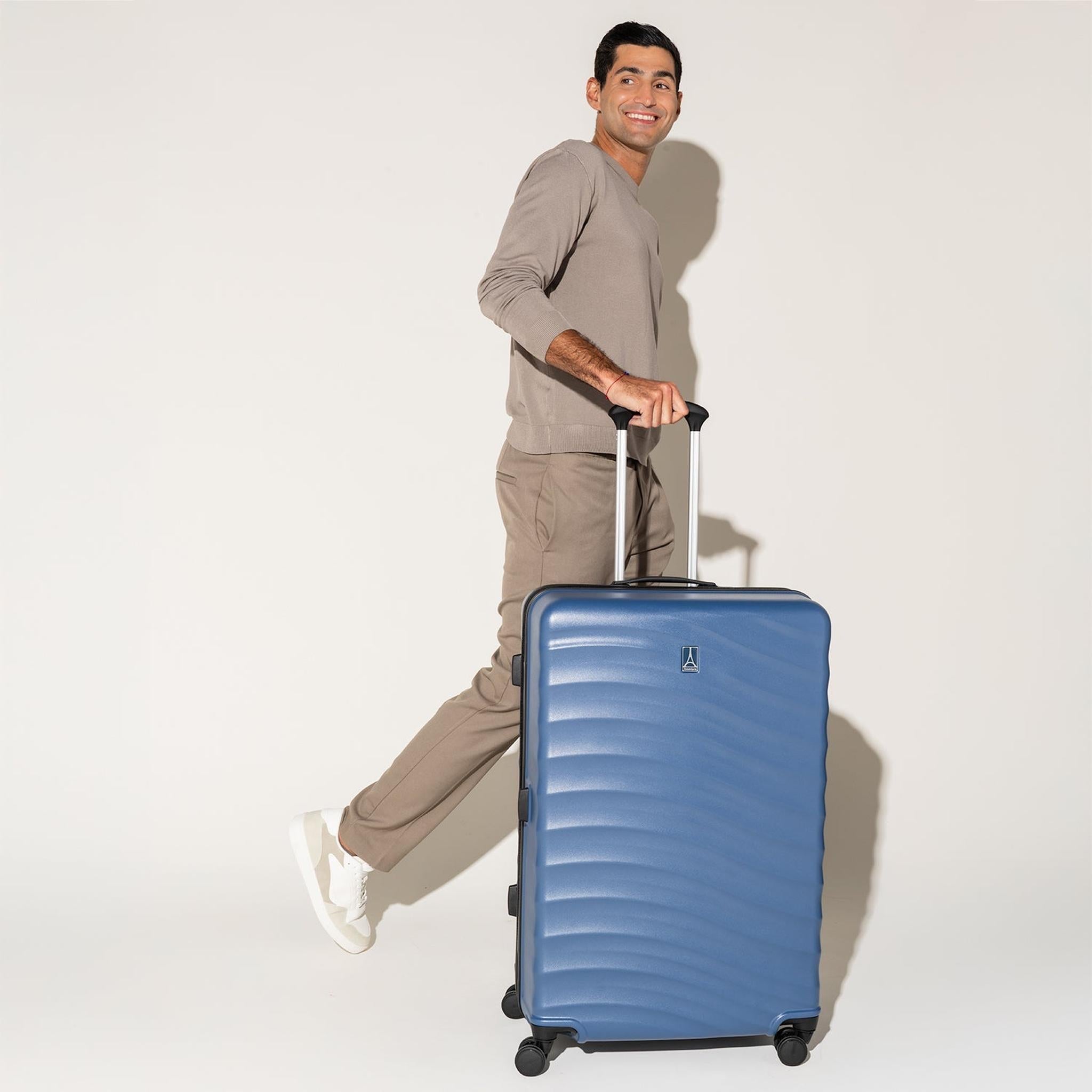 Travelpro Maxlite Air V2 Large Check-in Expandable Spinner