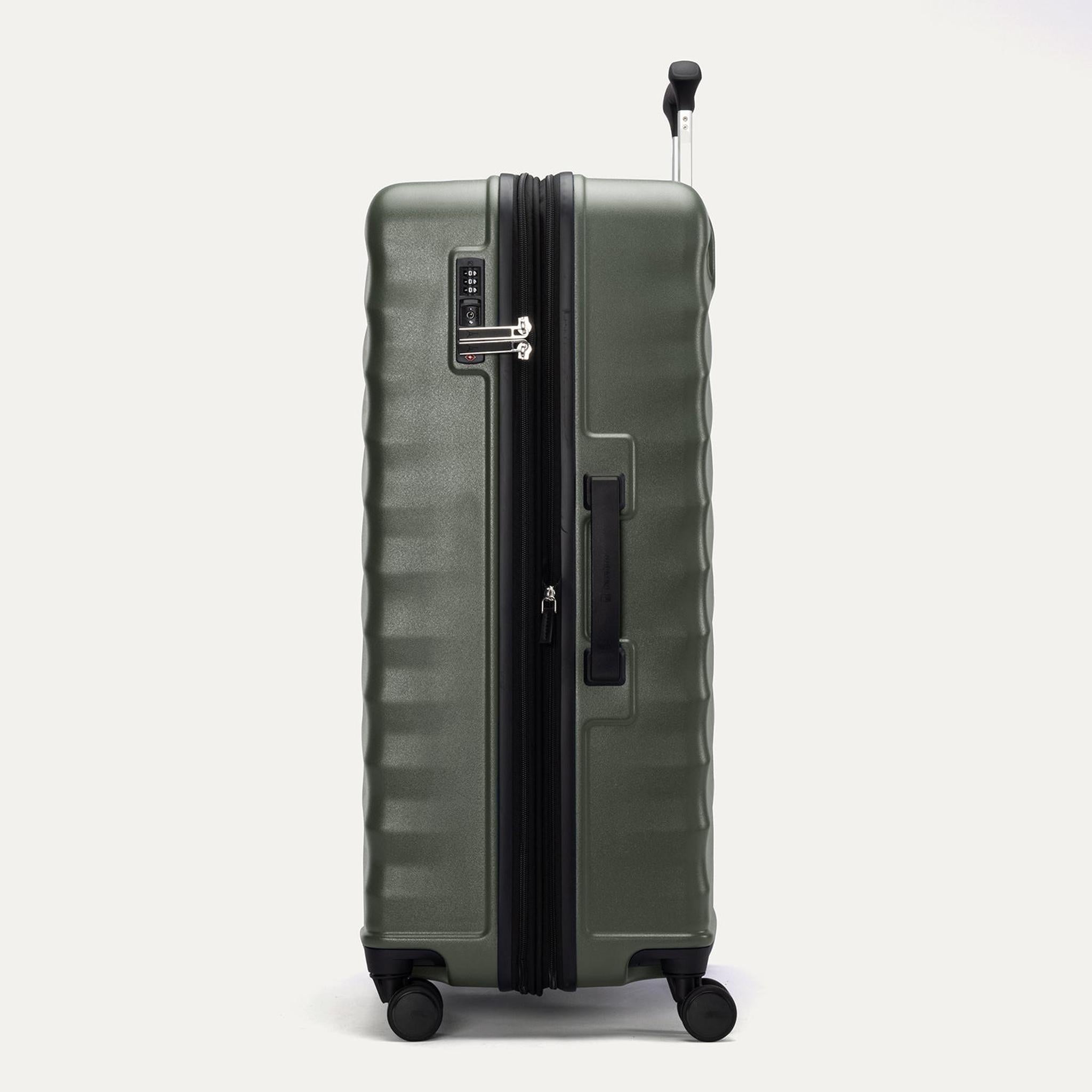 Travelpro Maxlite Air V2 Large Check-in Expandable Spinner