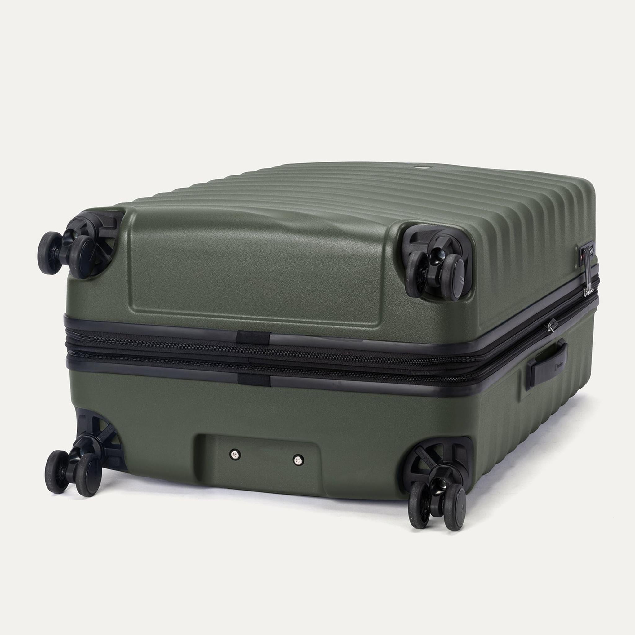 Travelpro Maxlite Air V2 Large Check-in Expandable Spinner