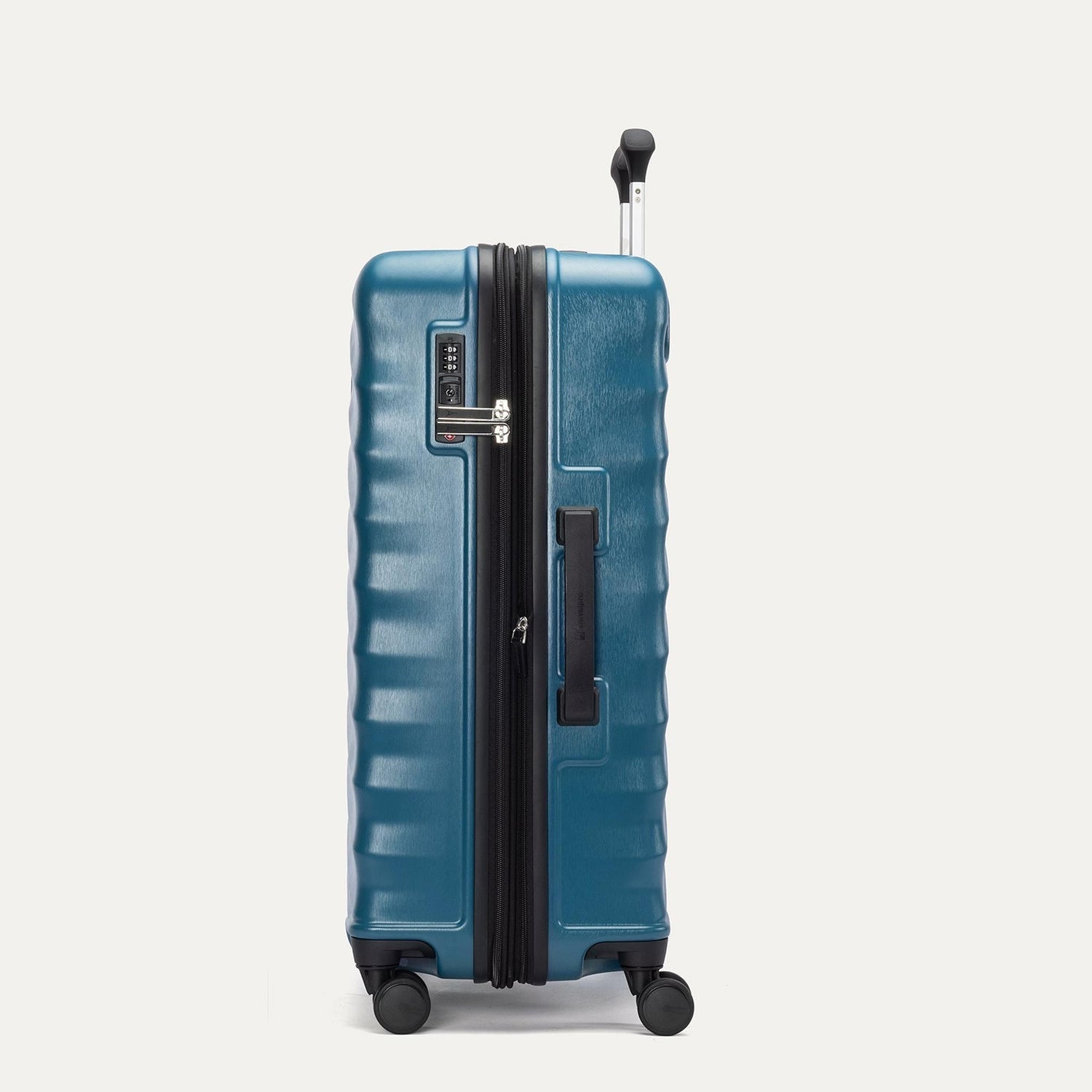 Travelpro Maxlite Air V2 Medium Check-in Expandable Spinner