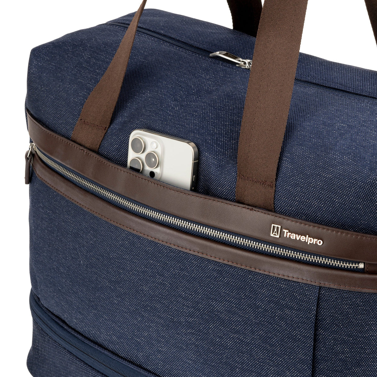 Travelpro Platinum Elite Drop-Bottom Weekender