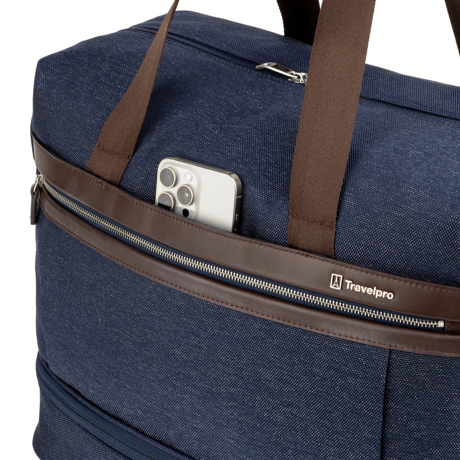 Travelpro Platinum Elite Drop-Bottom Weekender