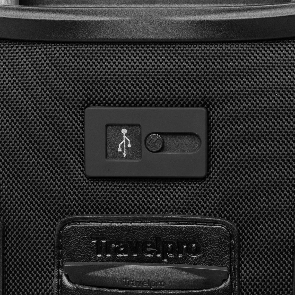 Travelpro Platinum Elite International Expandable Carry-On Spinner