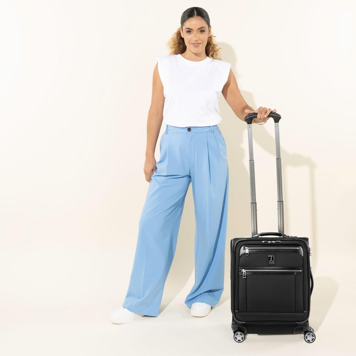 Travelpro Platinum Elite International Expandable Carry-On Spinner