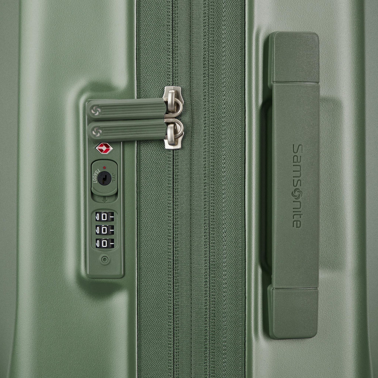 Samsonite UpLift Hardside Carry-On Spinner