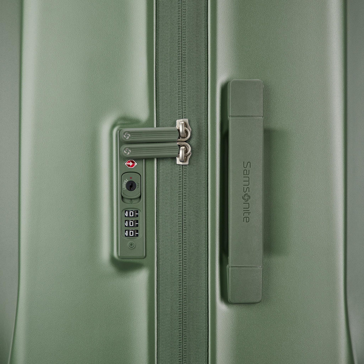 Samsonite UpLift Hardside Large Spinner