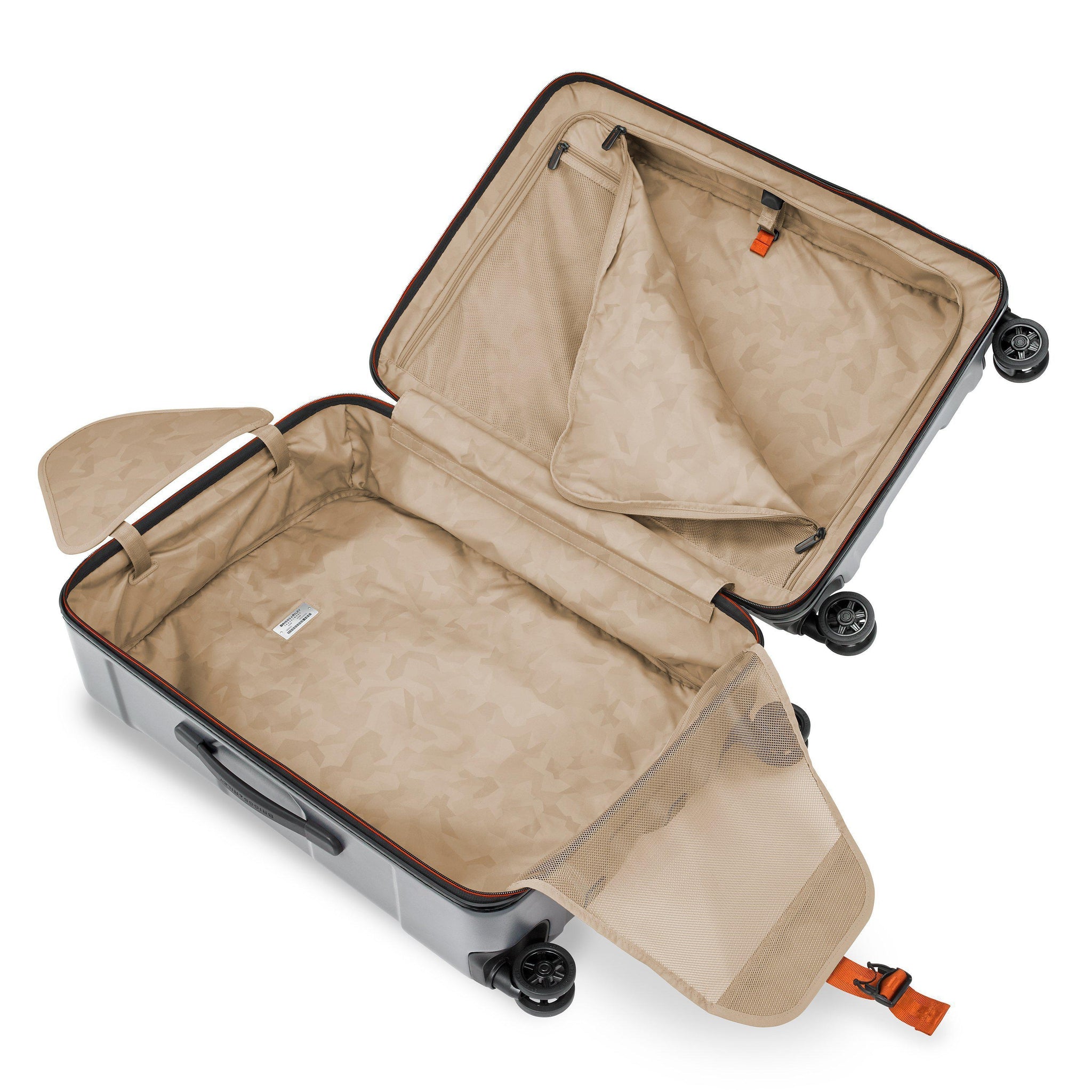 Briggs & Riley Torq Medium Spinner