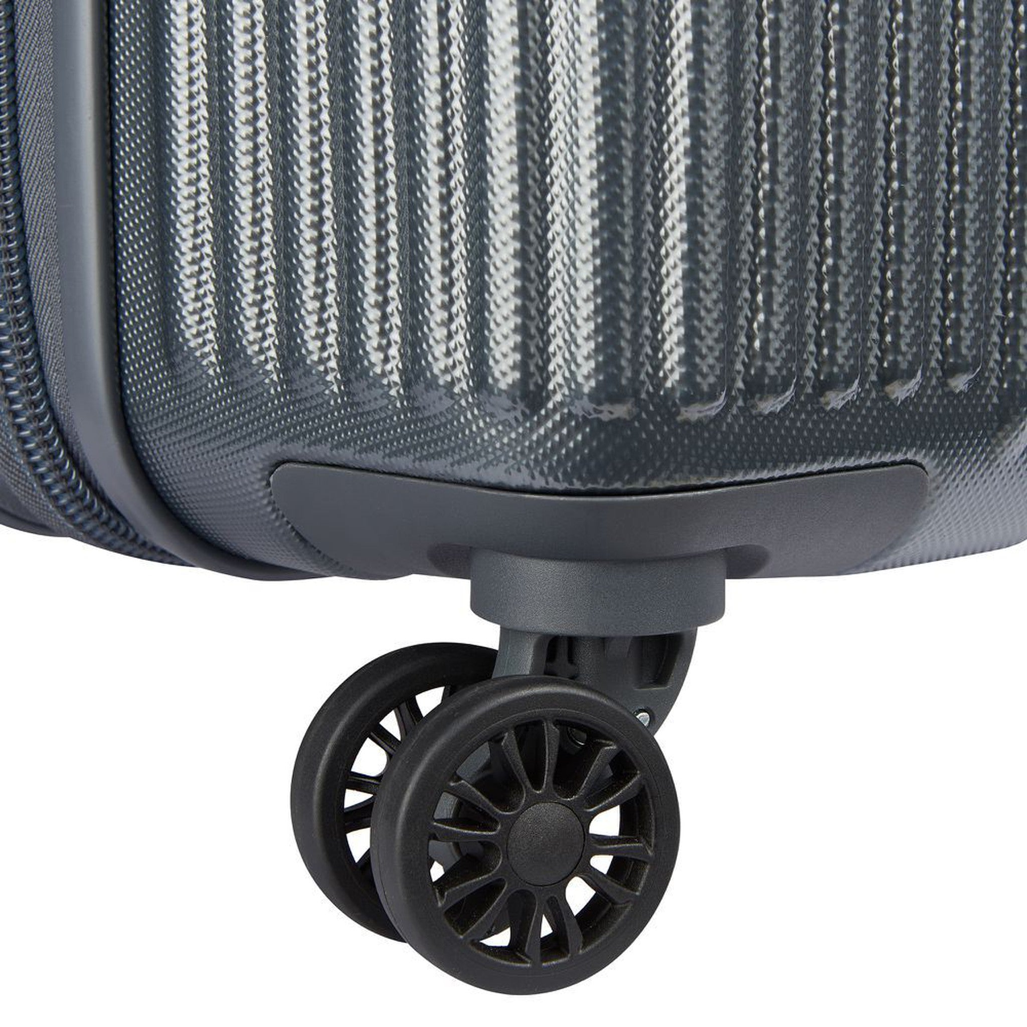 Delsey Comete 3.0 Carry-On Expandable Spinner Upright