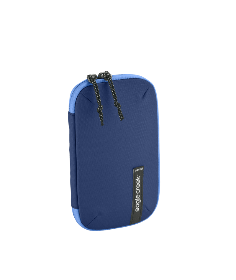 Bags & Cases  Travel Blue Travel Accessories