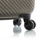 Heys America Charge-A-Weigh 2.0 26" Spinner