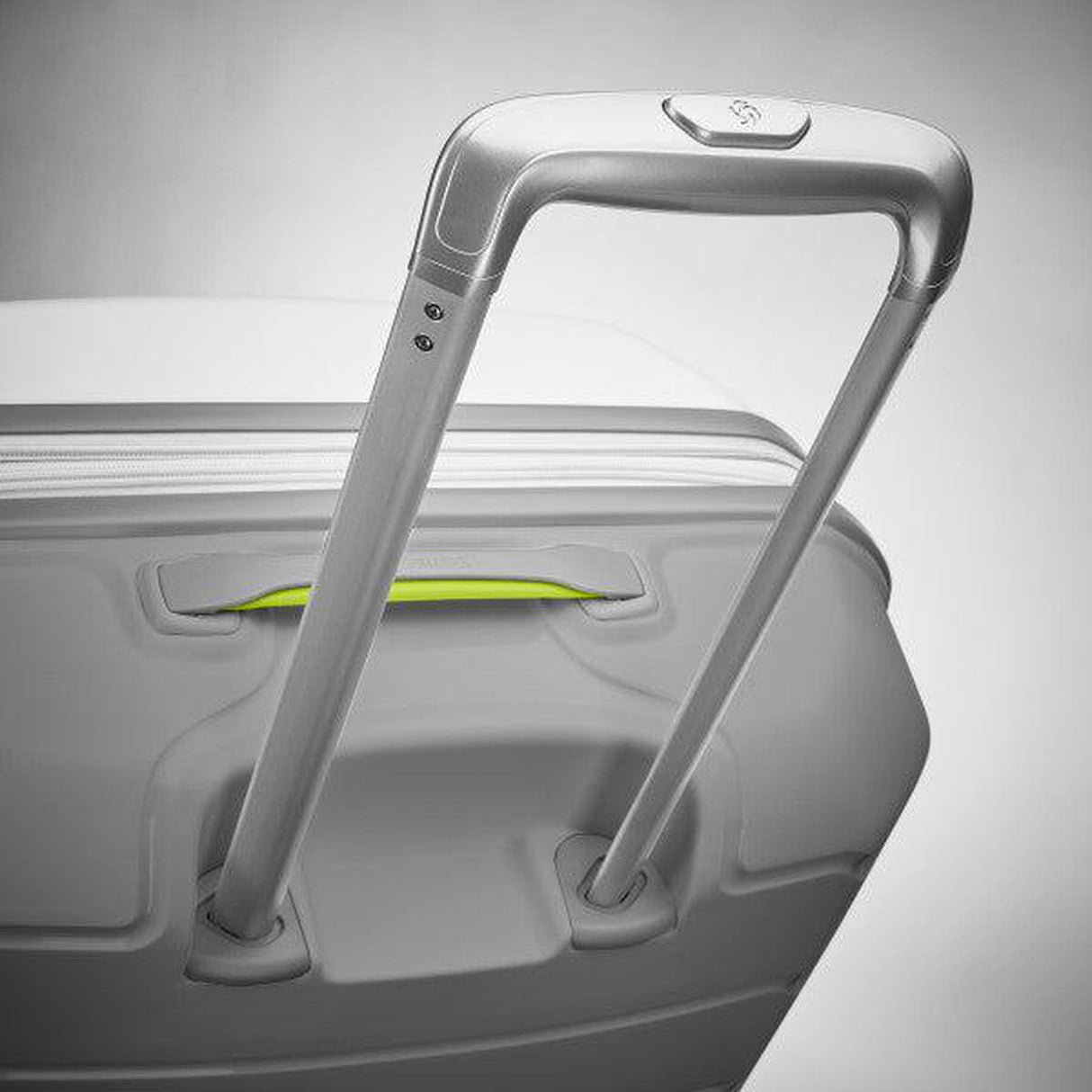 Samsonite Freeform 24" Spinner