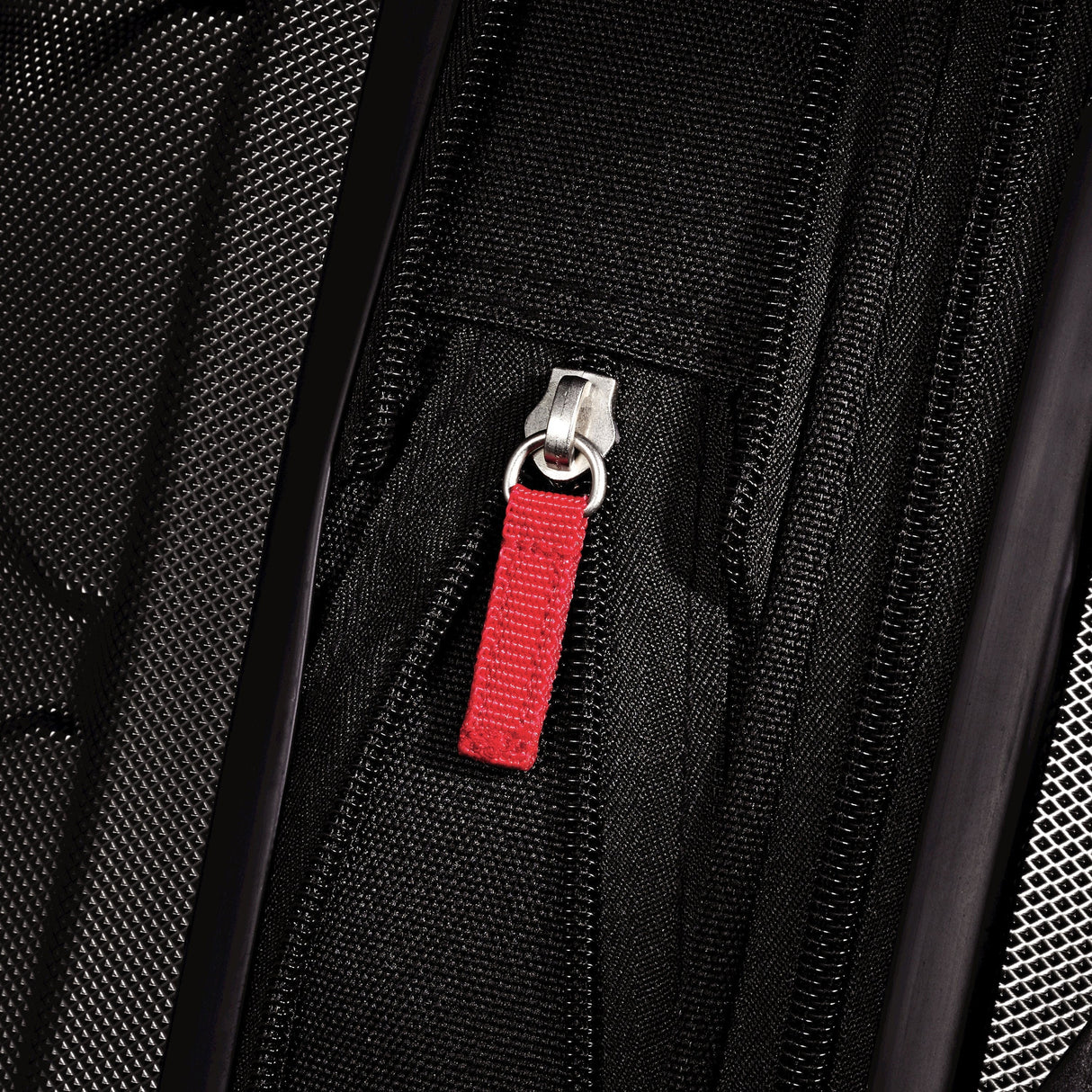 Samsonite Omni PC Hardside Spinner 20"