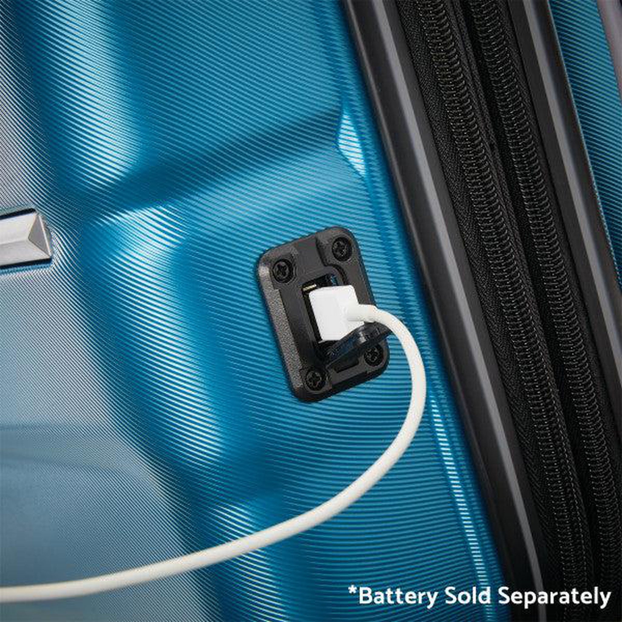 Samsonite Opto PC 2 22x14x9 Carry-On Spinner