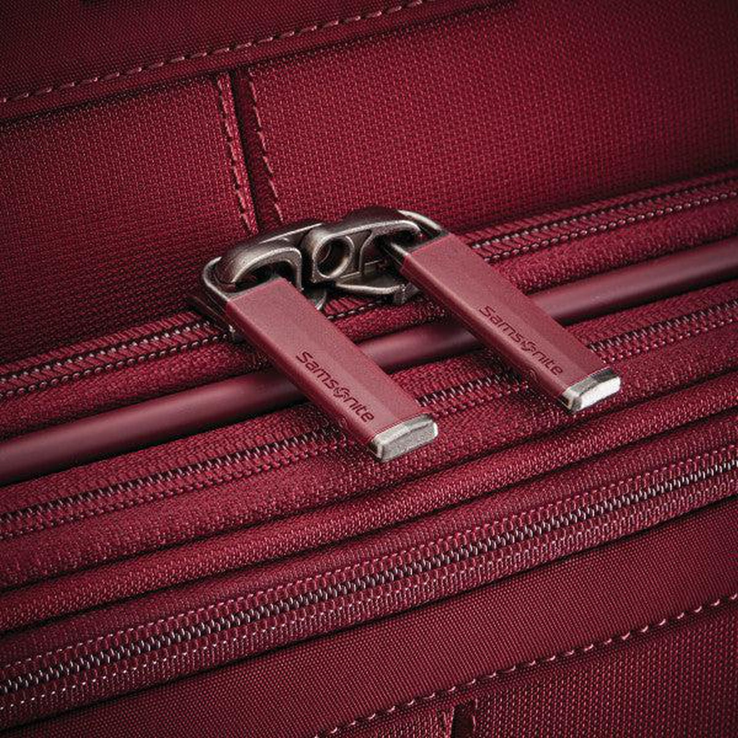 Samsonite Silhouette 17 Softside Carry-On Expandable Spinner