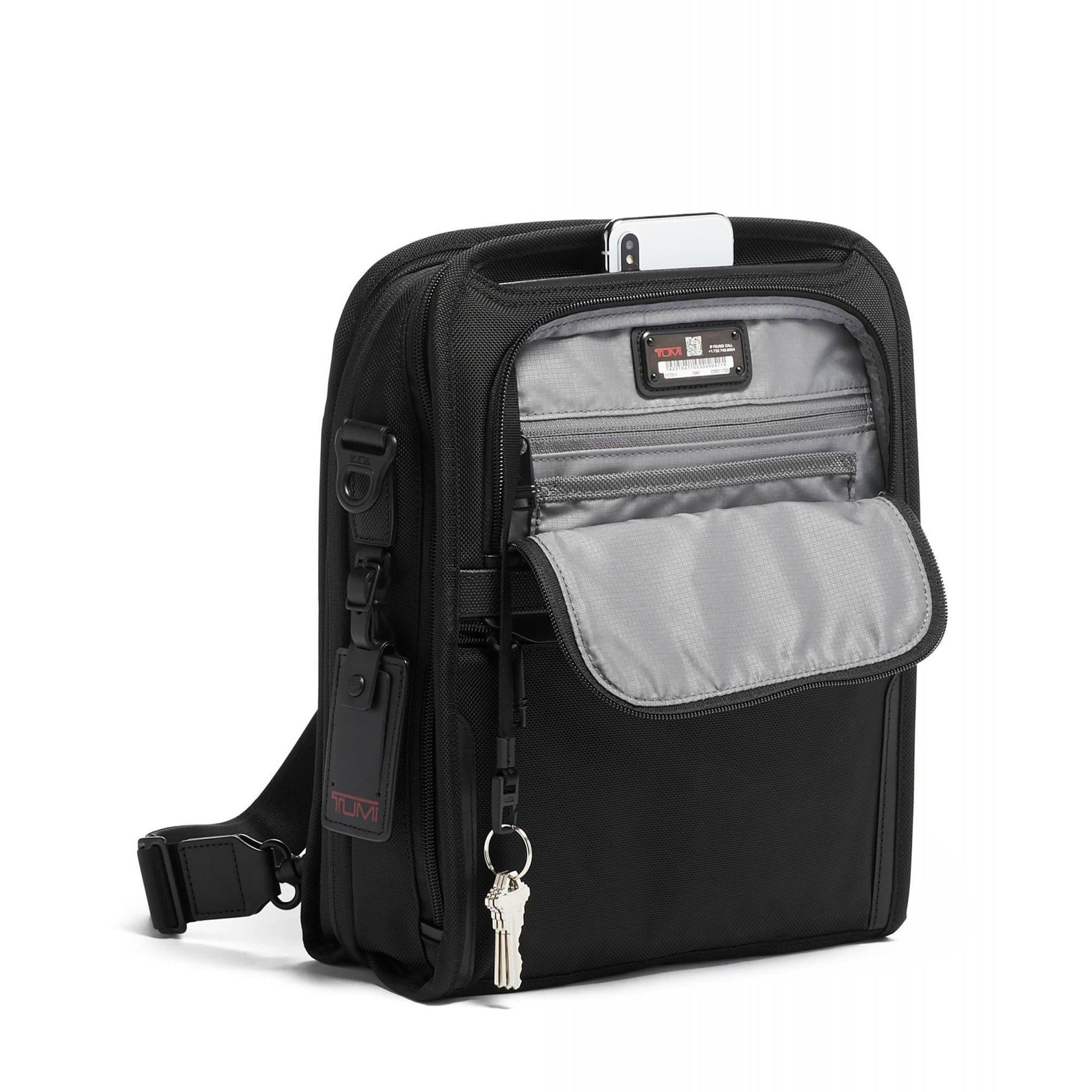 Tumi - Alpha 3 - Medium Travel Tote Black